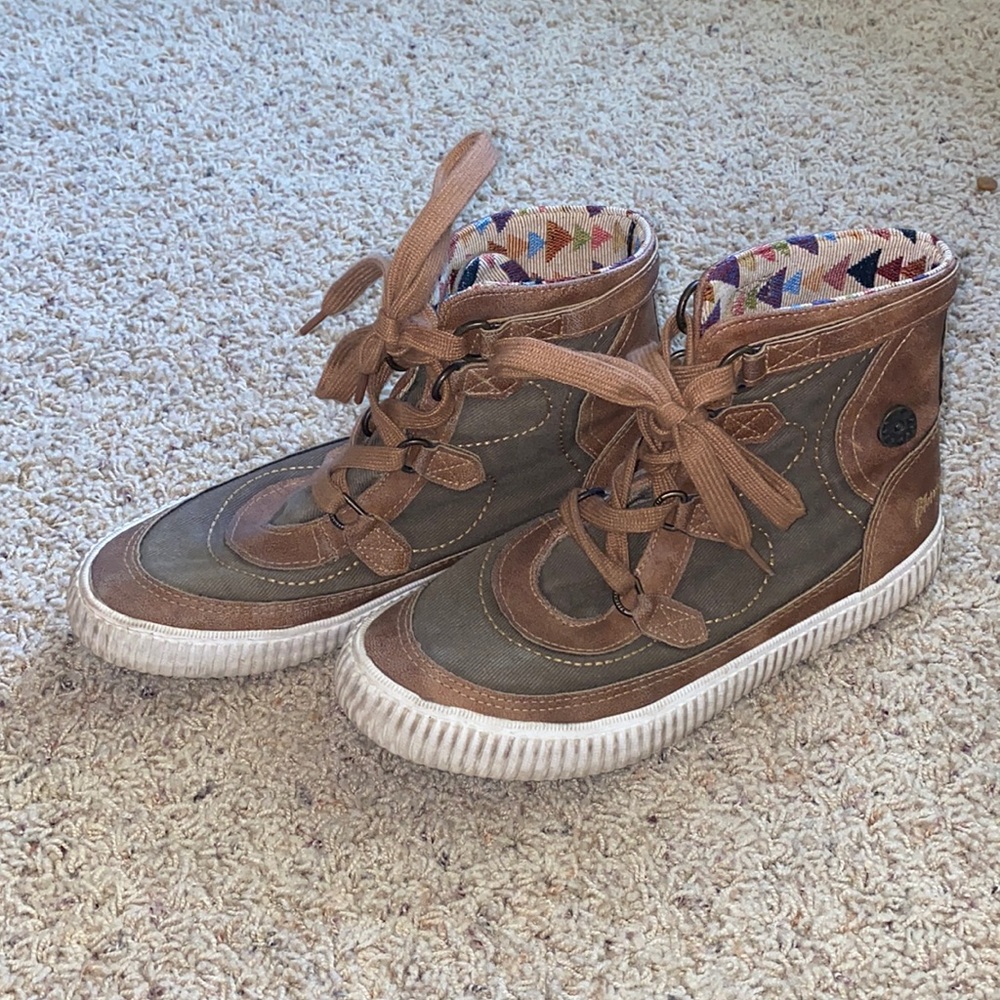 Blowfish sneakers